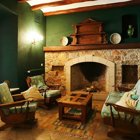 Villa Can Ferran De *